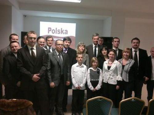 Podczas wizyty posła PJN Pawła Poncyljusza. Fot. z miejskiej strony PJN. 