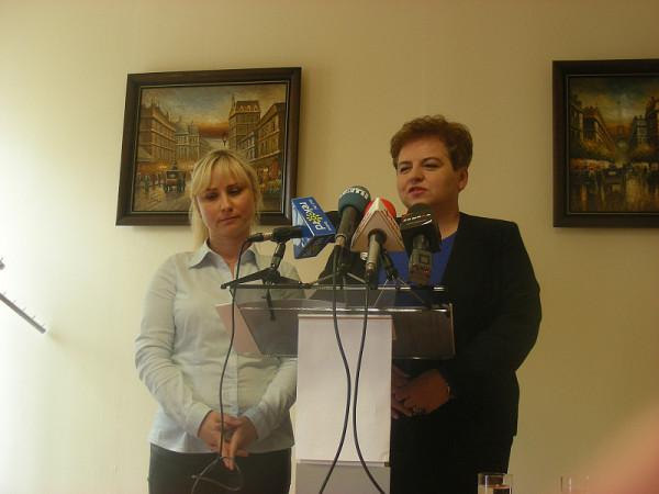 Od prawej: posłanka Marzena Wróbel, Małgorzata Favorito