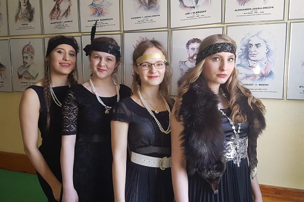 Uczennice z klasy 1a robiły furorę podczas Dni Otwartych w