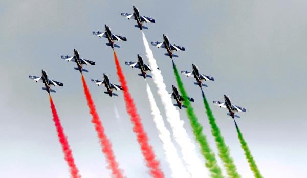 Zespół Frecce Tricolori z Włoch za miesiąc ponownie da radomianom pokaz swoich niezwykłych umiejętno