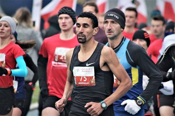 Zwycięzca biegu Abderrahim Elasri (nr 75). Foto: SW
