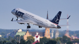 Samolot LOT na Radomiem