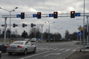 Otwarcie ulicy Dębowej i stała trasa linii 13