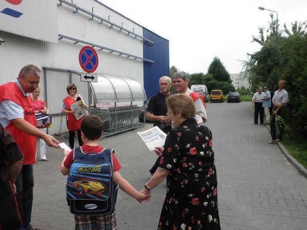 Protest pod radomskim tesco w czerwcu ubiegłego roku