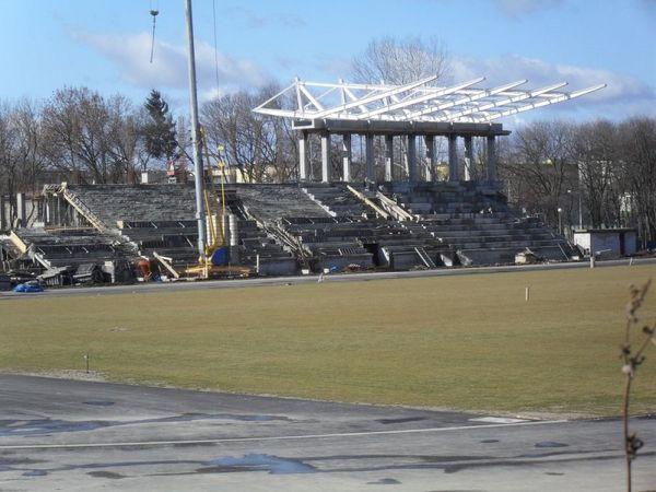 Stadion im. marszałka Piłsudskiego niebawem zostanie oddany do uzytku po przebudowie.