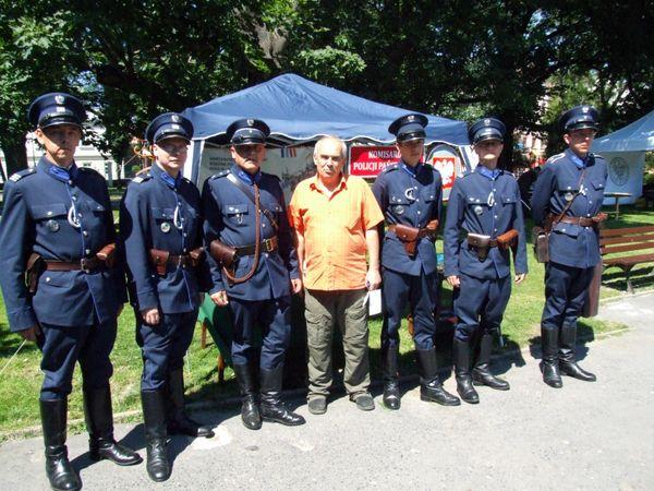 1. Radomscy policjanci w towarzystwie Adama Sikorskiego
2. Syrena Sport
3. Radomscy policjanci przes