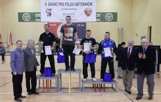 Na najwyższym podium Artur Kalita. Foto: agamar.pl