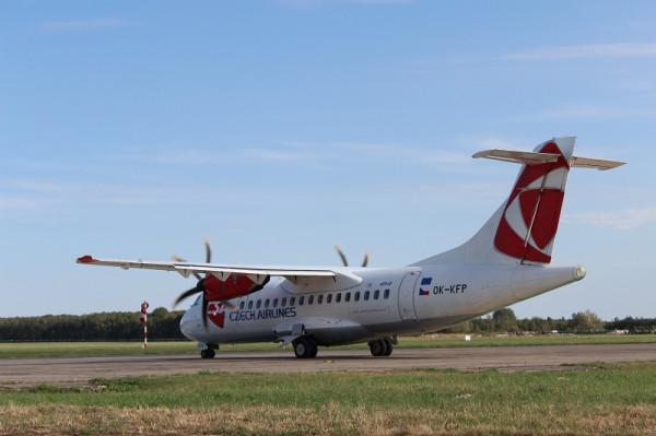 ATR 72 na radomskim lotnisku