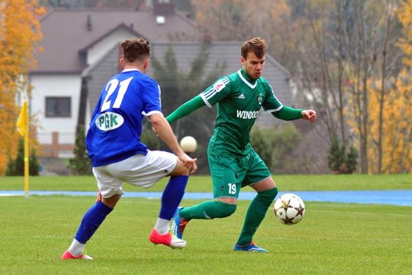 Bartosz Sulkowski podczas jesiennego starcia z Olimpią Zambrów. Foto: Radomiak.pl