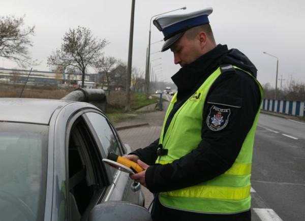 Końca plagi pijanych kierowców na naszych drogach wciąż nie widać