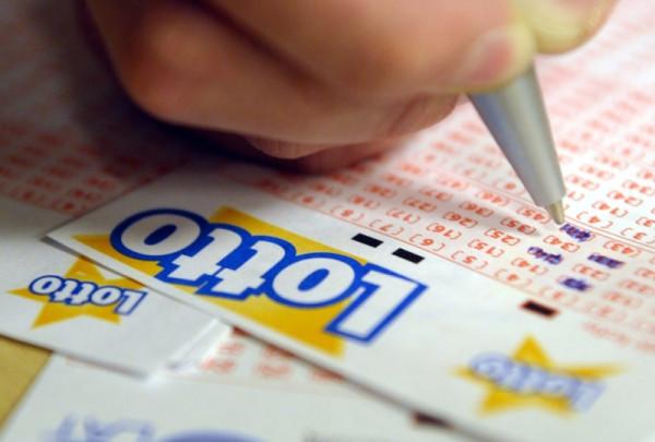 Najwyższa wygrana w historii polskiego Lotto wynosiła 36,7 mln zł. Wygrane u legalnych bukmacherów n