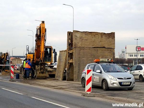 Budowa kanału na Żółkiewskiego