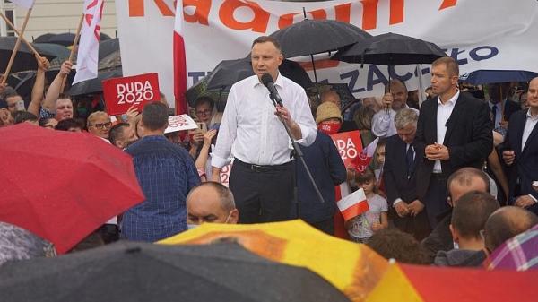 Andrzej Duda podczas kampanijnej wizyty w Radomiu... Według danych PKW, Radom jest największym miast