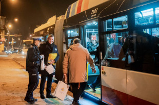 Elementy odblaskowe dla pasażerów radomskich autobusów