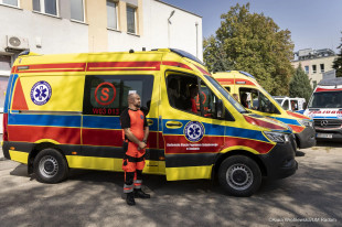 Nowe ambulanse dla radomskiego pogotowia